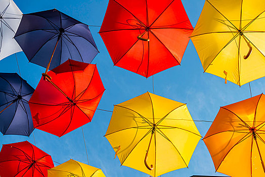 许多,彩色,伞,悬挂,空中,阳光,正面,蓝天,提洛尔,奥地利,欧洲