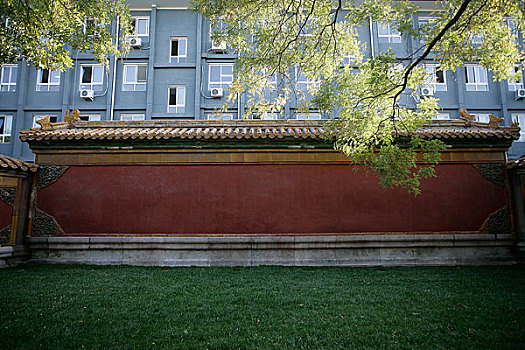 北京现代化建筑与古建筑的对比