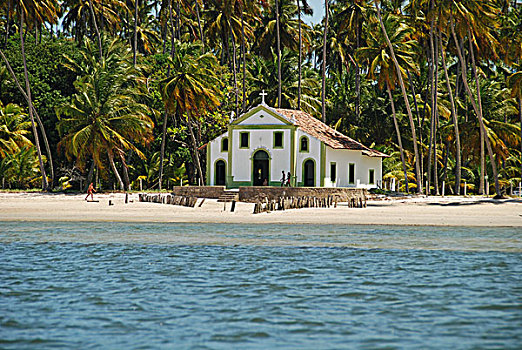 brazil,pernambuco,praia,dos,carneiros,little,church,on,the,beachamid,vegetation