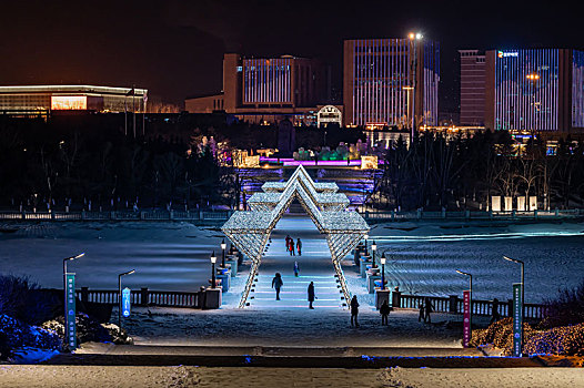 中国长春世界雕塑园冰雪新乐园夜景