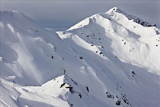 滑雪板玩家,山峦,山,男式礼服,阿尔卑斯山,山谷,北方,提洛尔,奥地利,欧洲