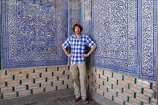 男青年,装饰,墙壁,蓝色,白色,光滑面,砖瓦,象征,宫殿,希瓦,乌兹别克斯坦