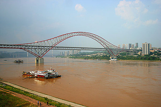 被誉为,世界第一大跨径拱桥,的重庆朝天门长江大桥
