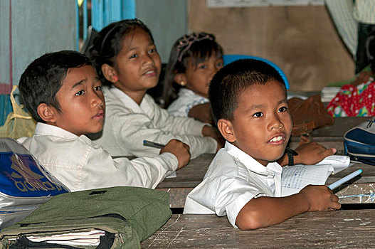 小学生,穿,校服,学校,郊区,金边,柬埔寨,东南亚,亚洲