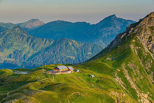 山区木屋,后面,阿尔卑斯山,巴伐利亚,德国,欧洲