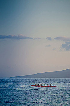 舷外支架,独木舟,黄昏,拉海纳,毛伊岛,夏威夷,美国
