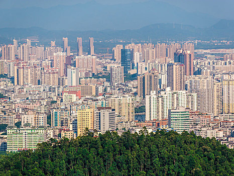 鸟瞰广东惠州市区城市建筑风光