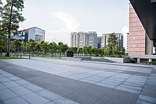 二线楼市限贷限购吹响号角 专家称郑州或跟进