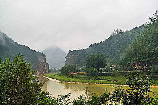 渭河上游田园