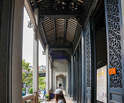 羊城广州阴天的陈家祠古建筑群特写