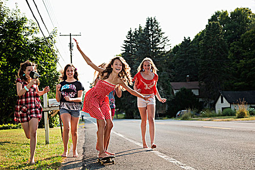 女孩,滑板,朋友