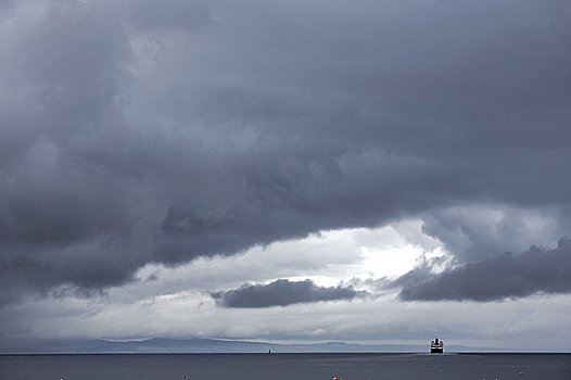 苏格兰,北爱尔郡,阿兰岛,风暴,天空,上方,岛,渡轮,海岸