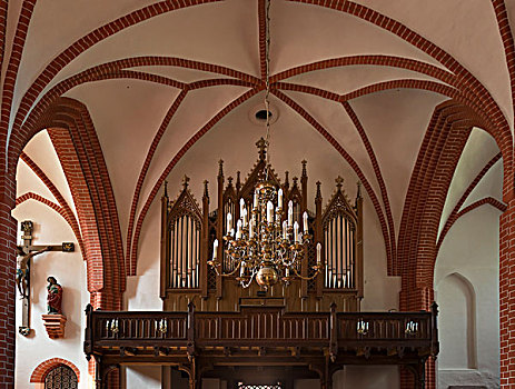 德国,梅克伦堡前波莫瑞州,教堂,砖,哥特式,教堂中殿,琴乐器