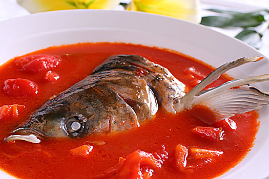 番茄鱼头汤