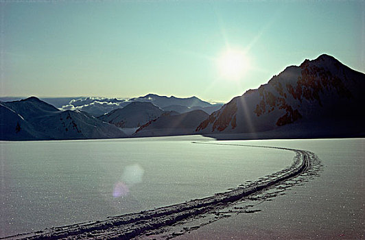 滑雪道,积雪,风景,山峦,育空,加拿大