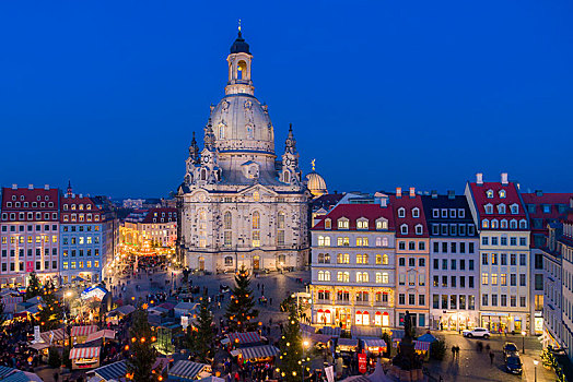 圣诞市场,诺伊马克特,正面,圣母大教堂,德累斯顿,萨克森,德国,欧洲