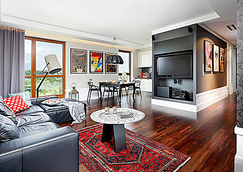 皮沙发,边桌,东方,地毯,纯平显示器,电视,休闲沙发,区域,木地板