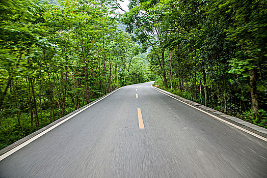 贵州省荔波县小七孔风景区公路