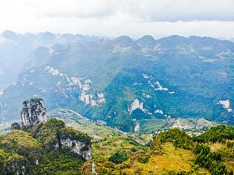 航拍湖北恩施大峡谷七星寨景区