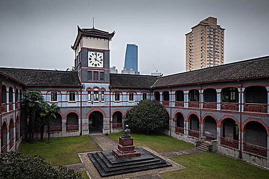 华东政法大学景观