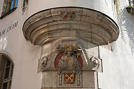 浮雕,主教,盾徽,雷根斯堡,酒店,住宅,普拉蒂纳特,巴伐利亚,德国,欧洲