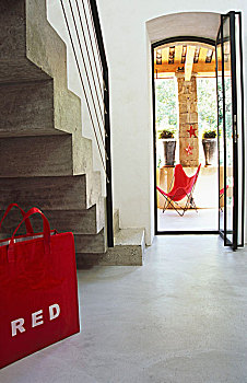 红色,购物袋,坐,仰视,水泥,楼梯,平台