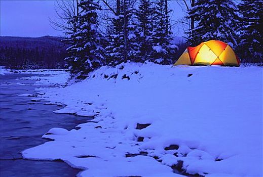发光,帐蓬,靠近,河,冬天,卡纳纳斯基斯县,艾伯塔省,加拿大
