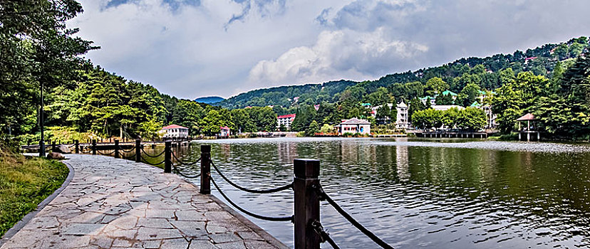 江西省九江市庐山风景区如琴湖建筑景观