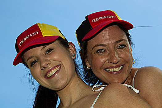 两个女人,戴着,德国,帽,肖像