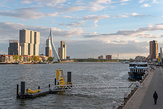 荷兰鹿特丹城市建筑港口桥