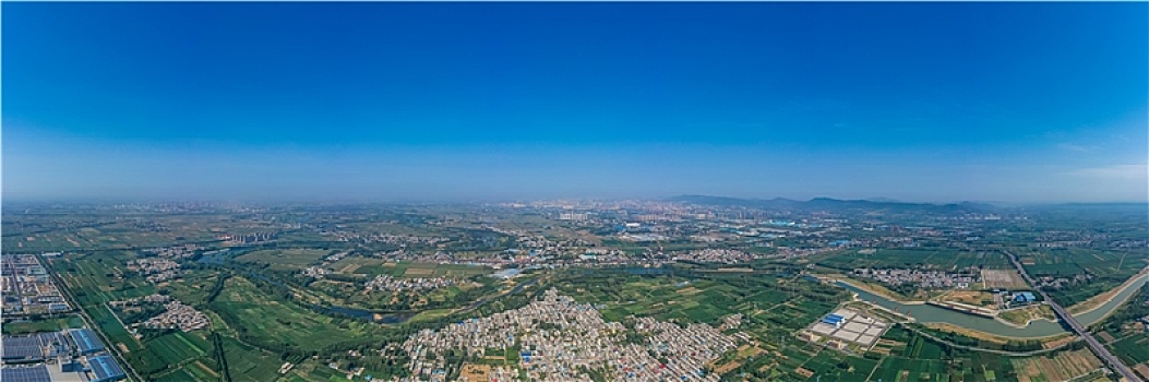 河南省平顶山市,航拍沙河复航工程平顶山港,港区港口装卸平台堆场及航道泊位