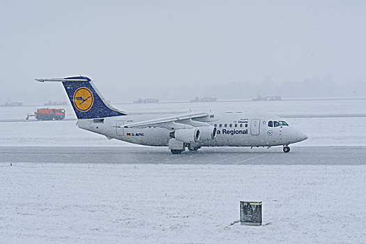 雪,冬天,汉莎航空公司,飞机,喷气式飞机,清道夫,赛道,慕尼黑机场,巴伐利亚,德国,欧洲