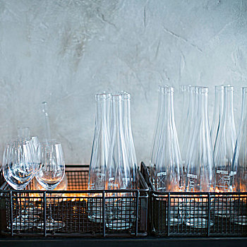 玻璃瓶,葡萄酒杯,就绪,餐馆,巴黎