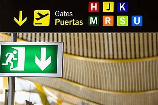 特写,紧急出口,标识,机场,马德里,西班牙