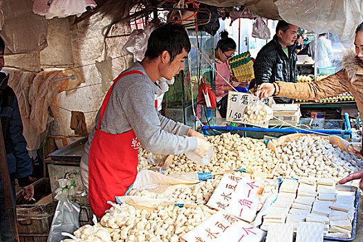 男人,销售,不同,品种,豆腐,市场,昆明,中国