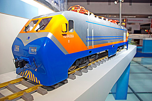 内燃机火车模型