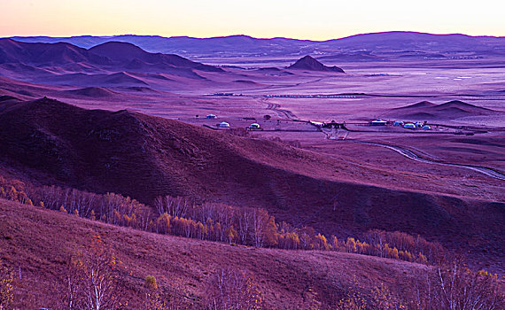 日出,晨雾,蒙古包,小路,山丘