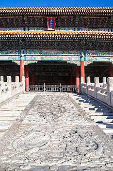 北京故宫博物院太和殿前的龙雕