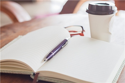 笔记本,笔,咖啡杯