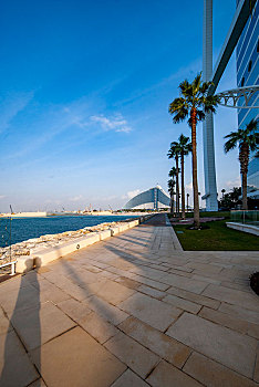 阿联酋迪拜朱美拉海滩阿拉伯塔,帆船,酒店海岸大道
