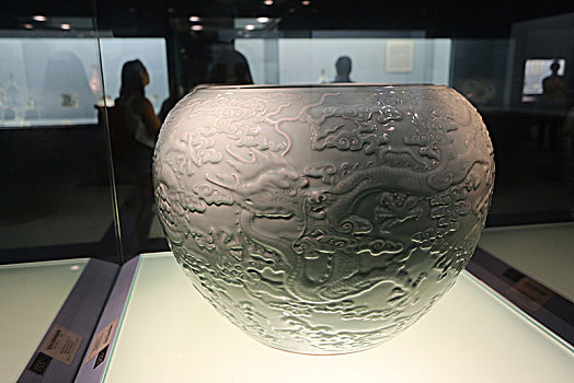 古代陶瓷制品