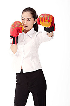 商务女士带拳击手套