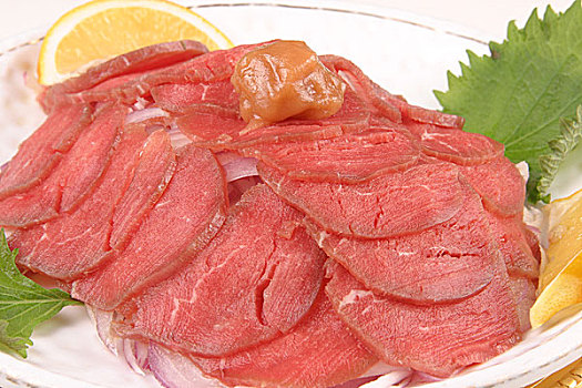 日式牛肉刺身