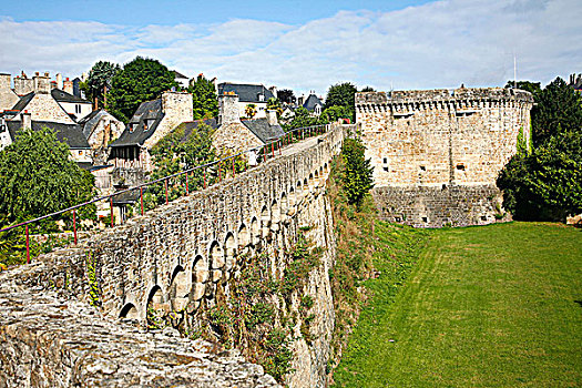 法国,布列塔尼半岛,山谷,中世纪城市,壁
