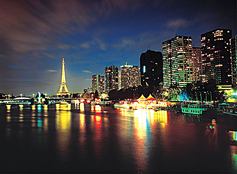 夜晚,埃菲尔铁塔,巴黎,法国