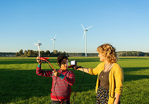 少男,女孩,实验,可持续能源,风轮机,荷兰