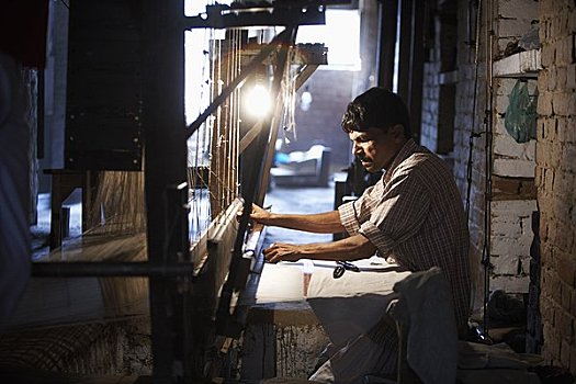 男人,工作,织布机,瓦腊纳西,印度