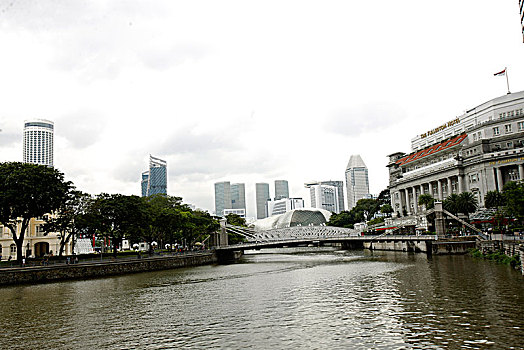 新加坡河