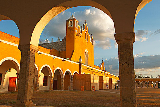 方济各会修道院,圣安东尼奥,依沙玛尔,尤卡坦半岛,墨西哥,中美洲