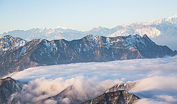 牛背山